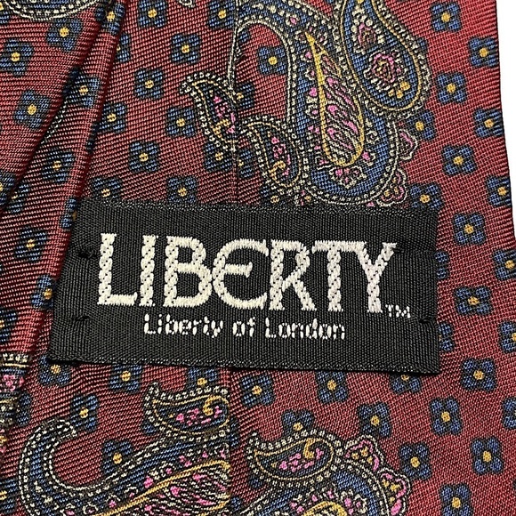 𝅺LIBERTY of London Print Silk Tie - Picture 5 of 5